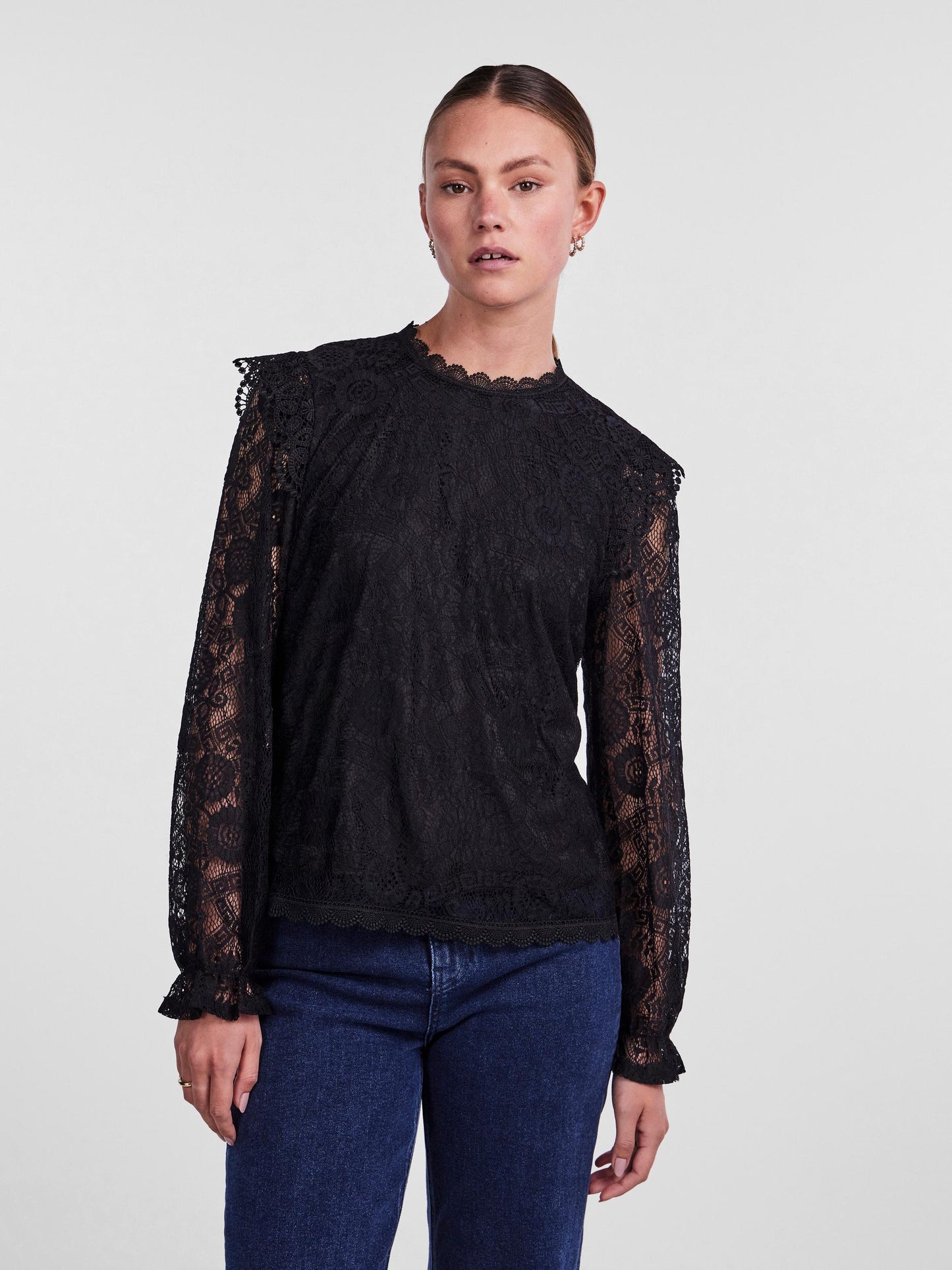 PCOLLINE LS LACE TOP NOOS BC Pusero