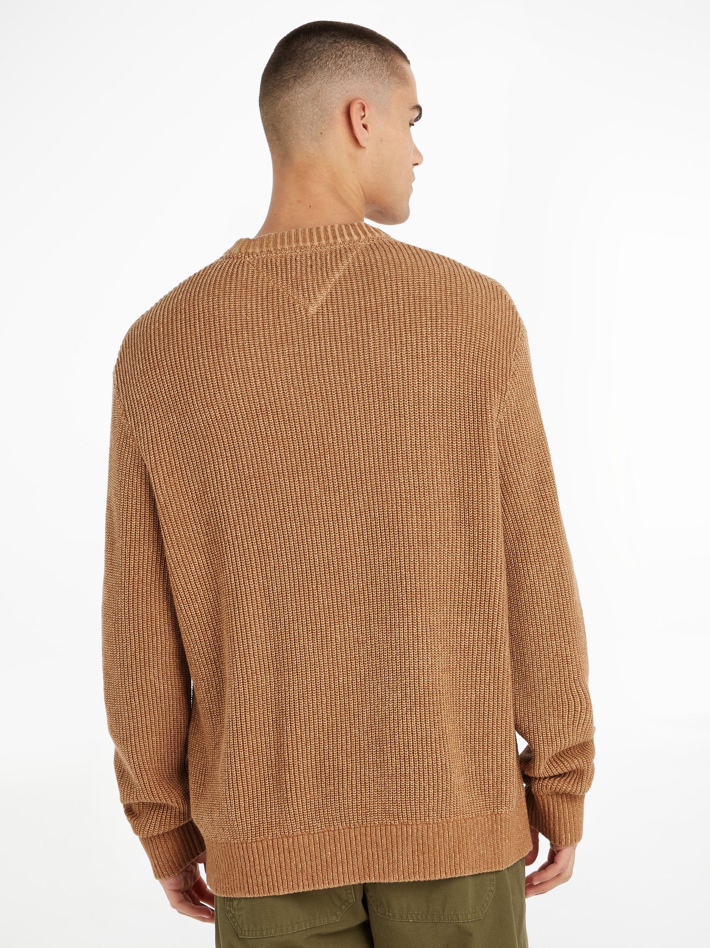 TJM REG TONAL XS BADGE SWEATER  Neulepusero