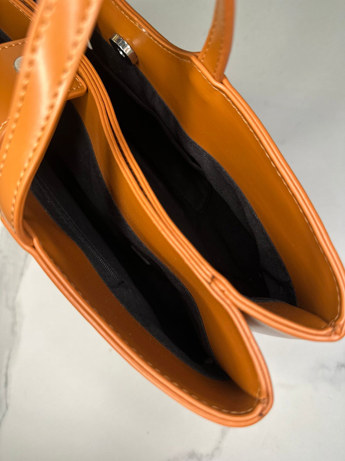 FB Classy Hand Bag Käsilaukku