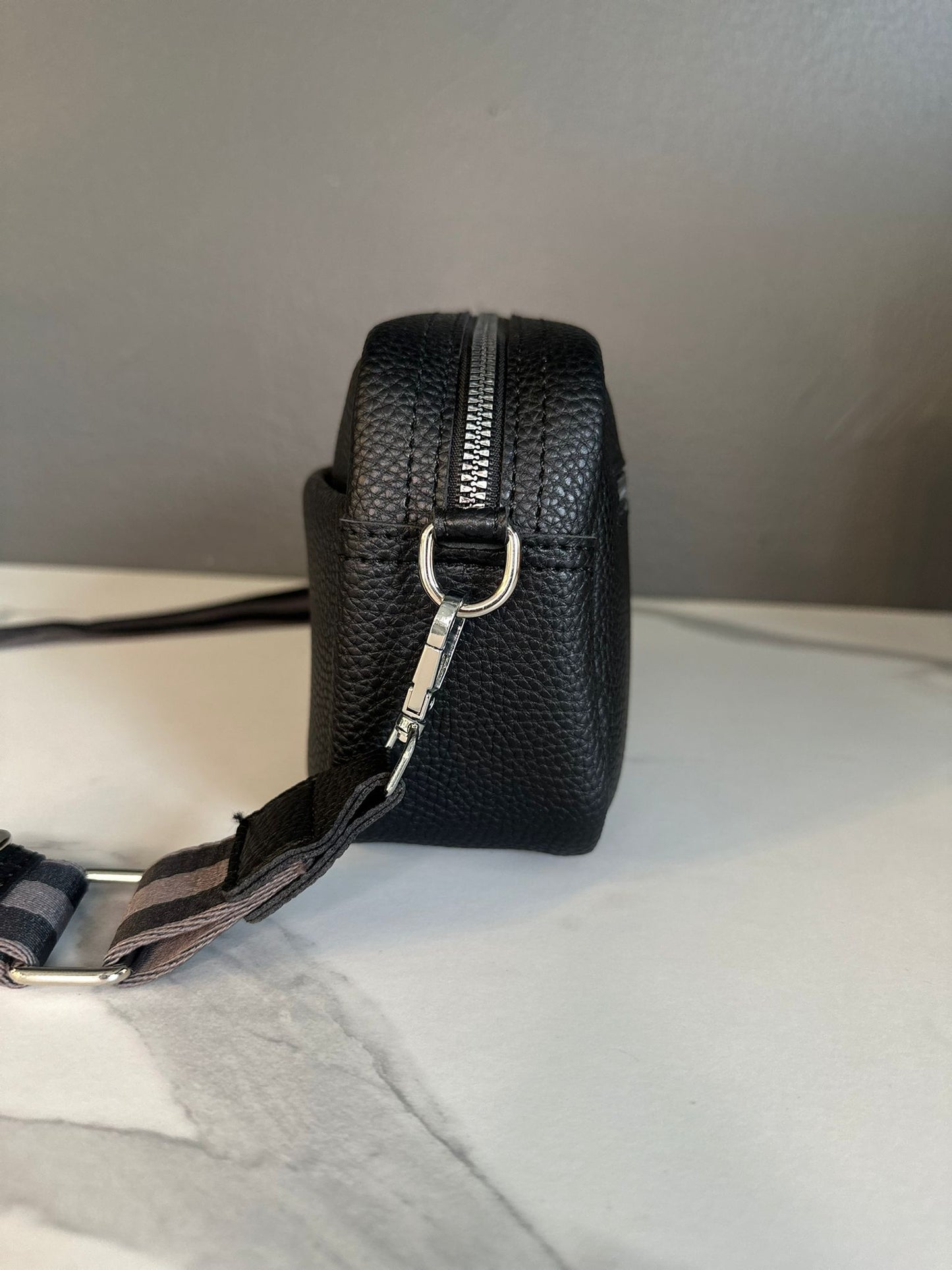 FB Camera Bag Crossbody Laukku