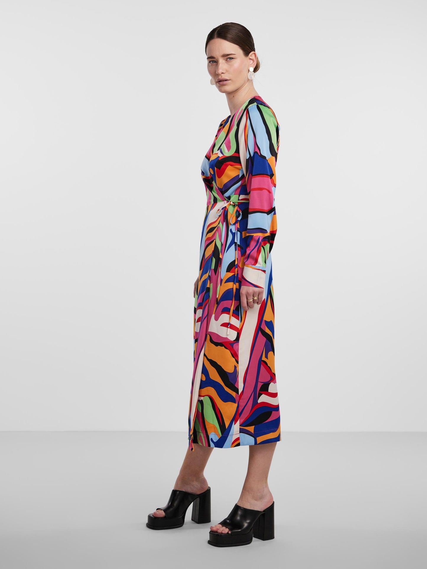 YASPELLA LS WRAP MIDI DRESS NOOS Mekko