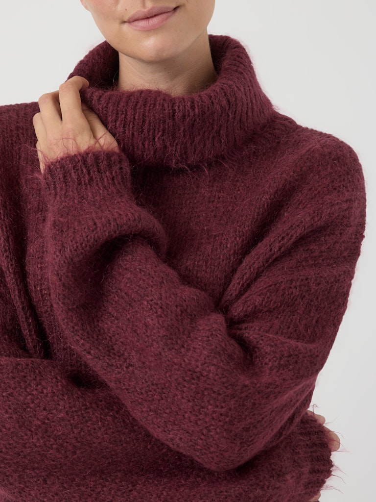 YASLAMBI LS KNIT ROLLNECK PULLOVER S. Neule