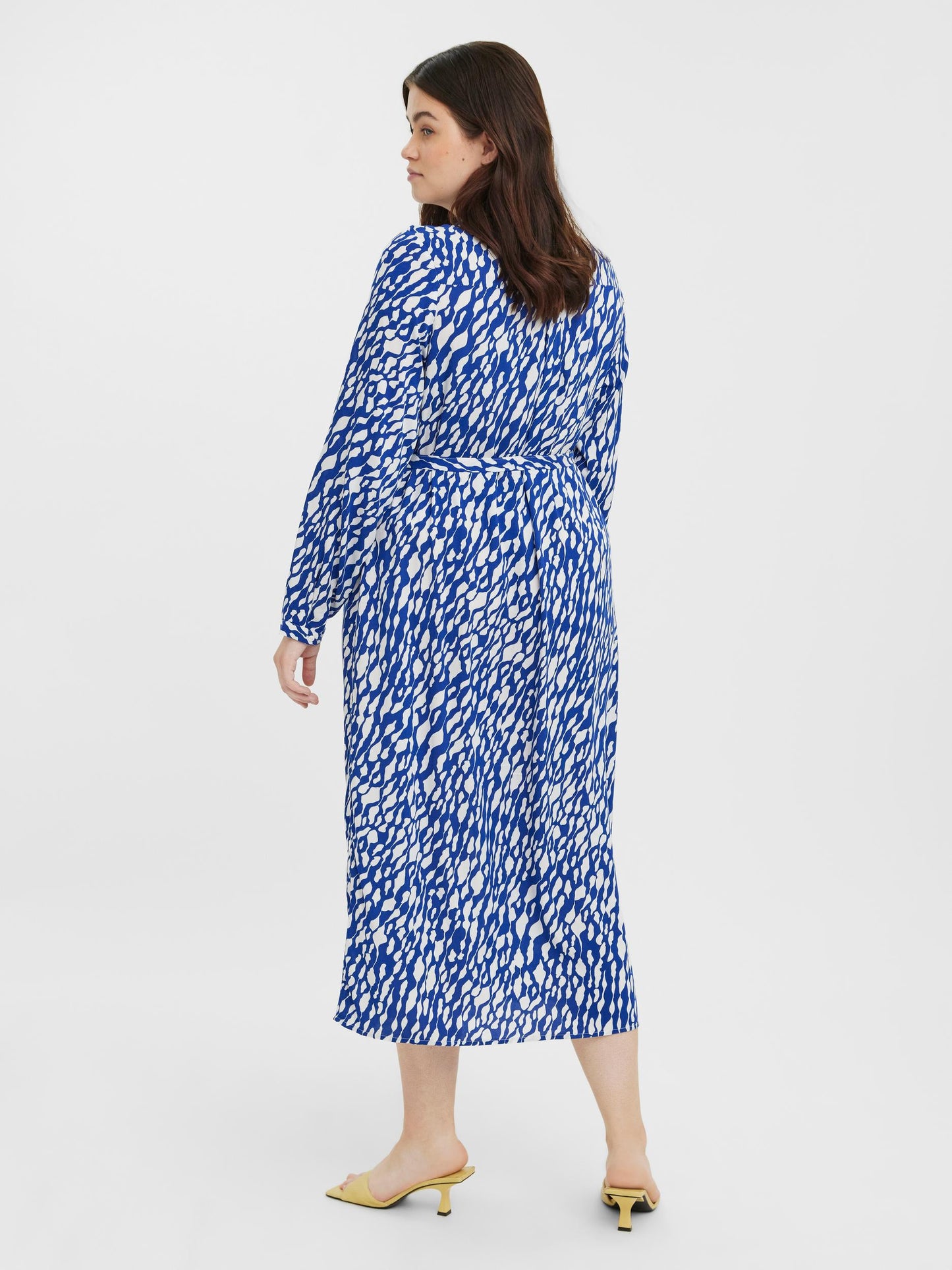VMEASY LS LONG SHIRT DRESS CURVE Maximekko