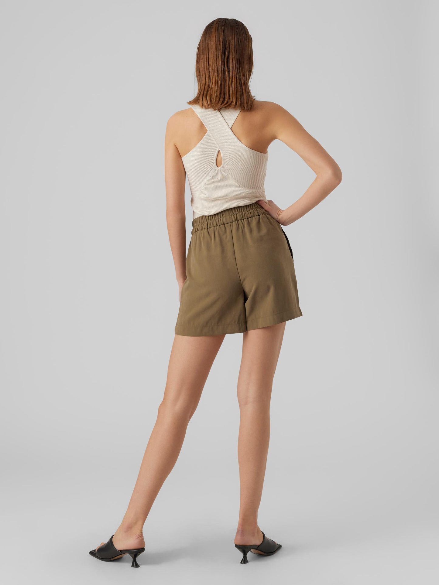 VMCARMEN HR LOOSE SHORTS NOOS Shortsit