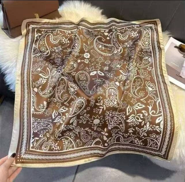 Polyester square scarf silk effect 70x70 paisley print: Brun