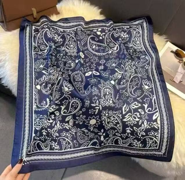 Polyester square scarf silk effect 70x70 paisley print: Brun