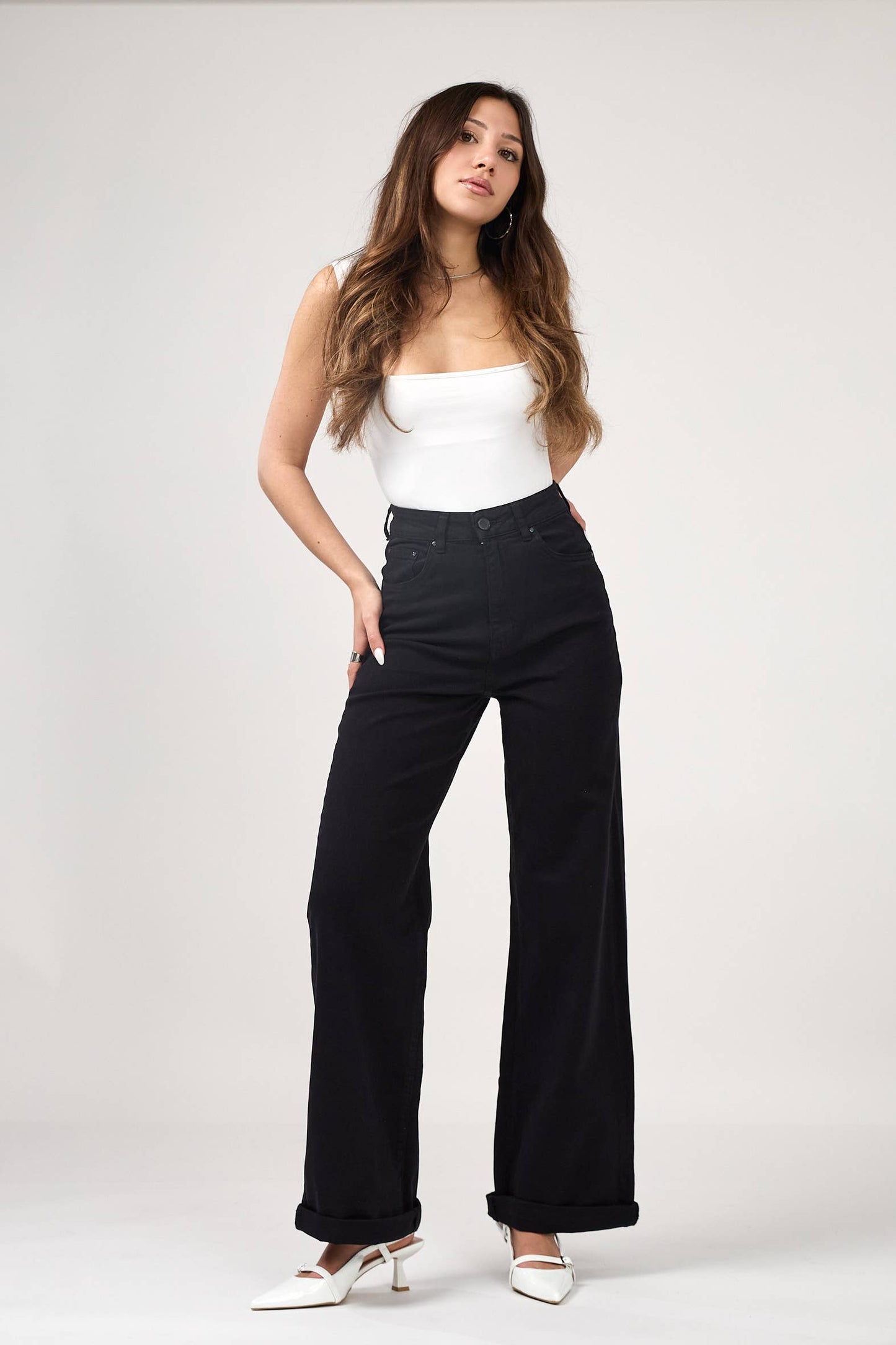 ANA&LUCY Evelyne Relaxed straight pants