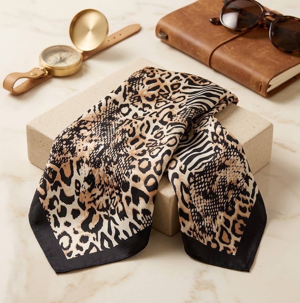Luxury leopard-print 70x70 silk-effect polyester scarf