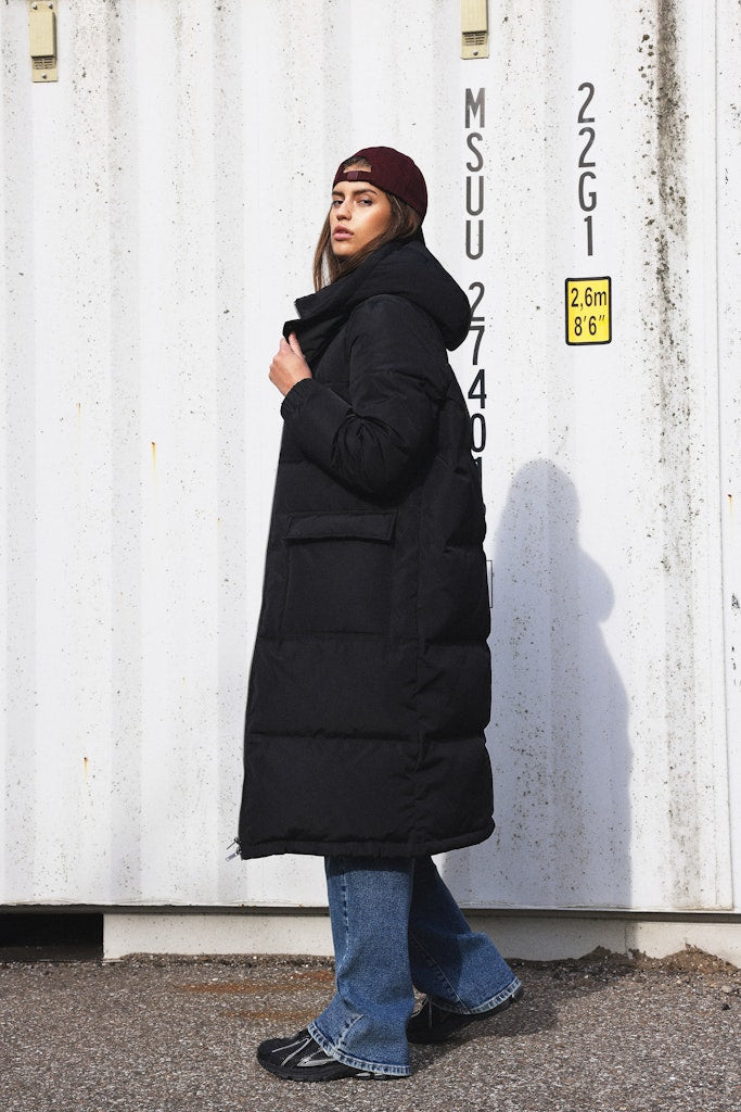 NMCERISE L/S LONG DOWN JACKET FWD Toppatakki