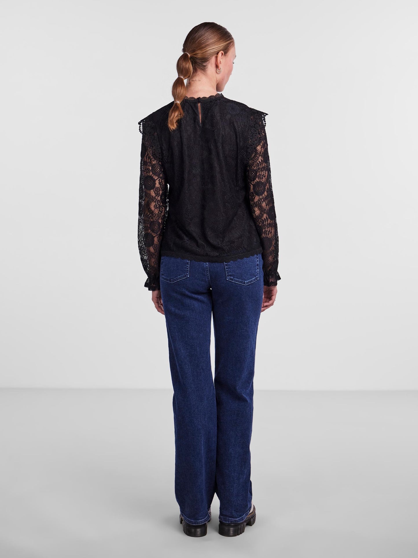 PCOLLINE LS LACE TOP NOOS BC Pusero