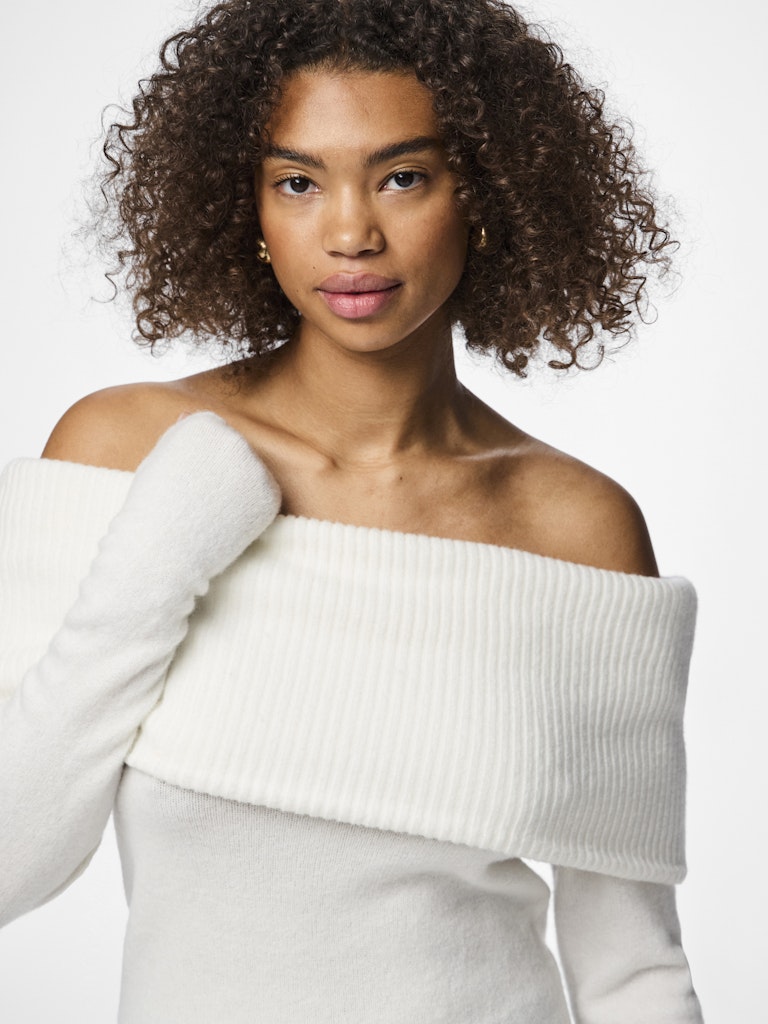 PCRIKO LS OFF SHOULDER KNIT BC Neulepaita