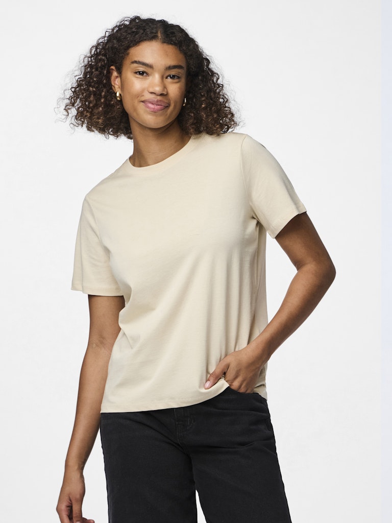 PCRIA SS SOLID TEE NOOS BC T-paita