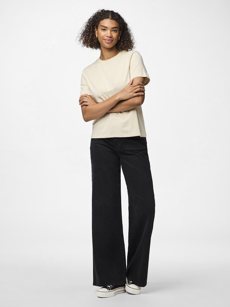 PCRIA SS SOLID TEE NOOS BC T-paita