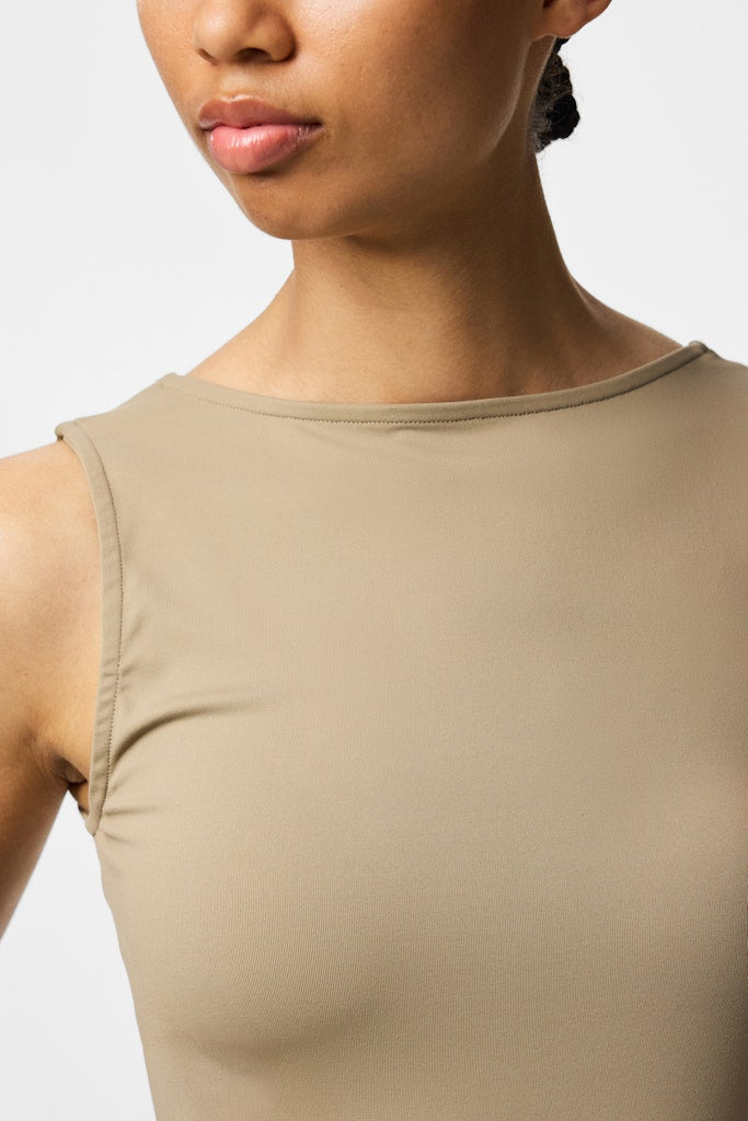 PCLULA SL REVERSIBLE TANKTOP JRS NOOS Toppi