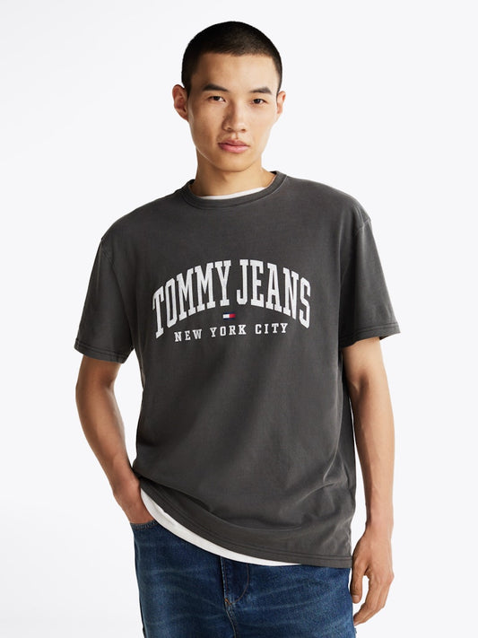 TJM REG ARC VARSITY WASHED TEE T-paita