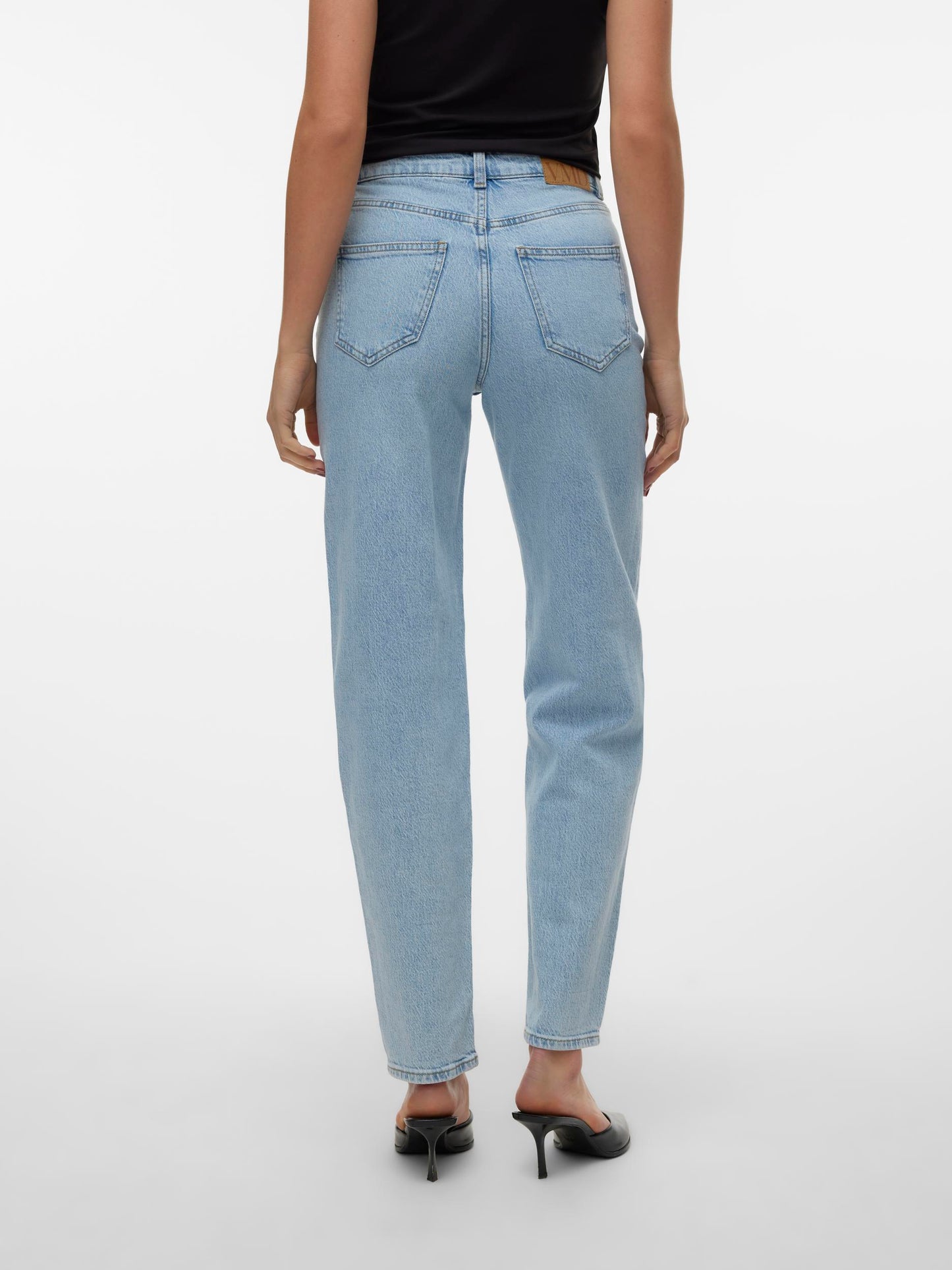 VMTESSA HR MOM JEANS RA339 GA NOOS Farkut