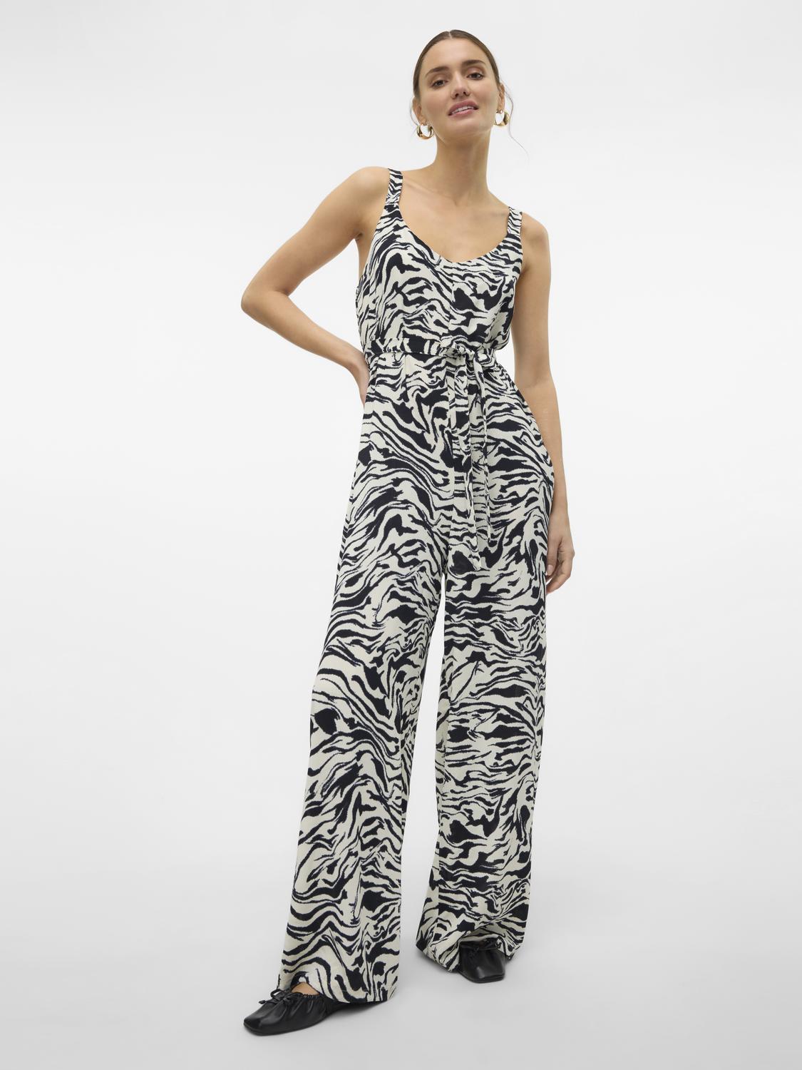VMILONA JUMPSUIT WVN BTQ GA Jumpsuitti