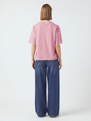 YASLEX SS TOP W. EMB SLEEVES Paita