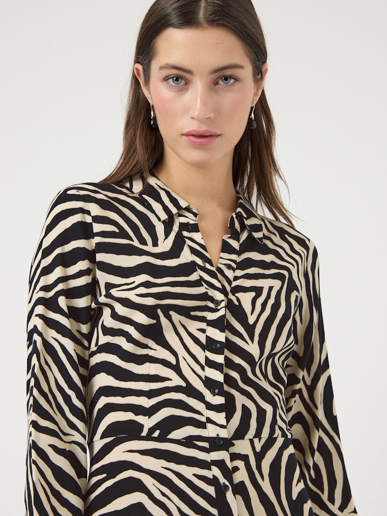YASSAVANNA LONG SHIRT DRESS  NOOS Mekko
