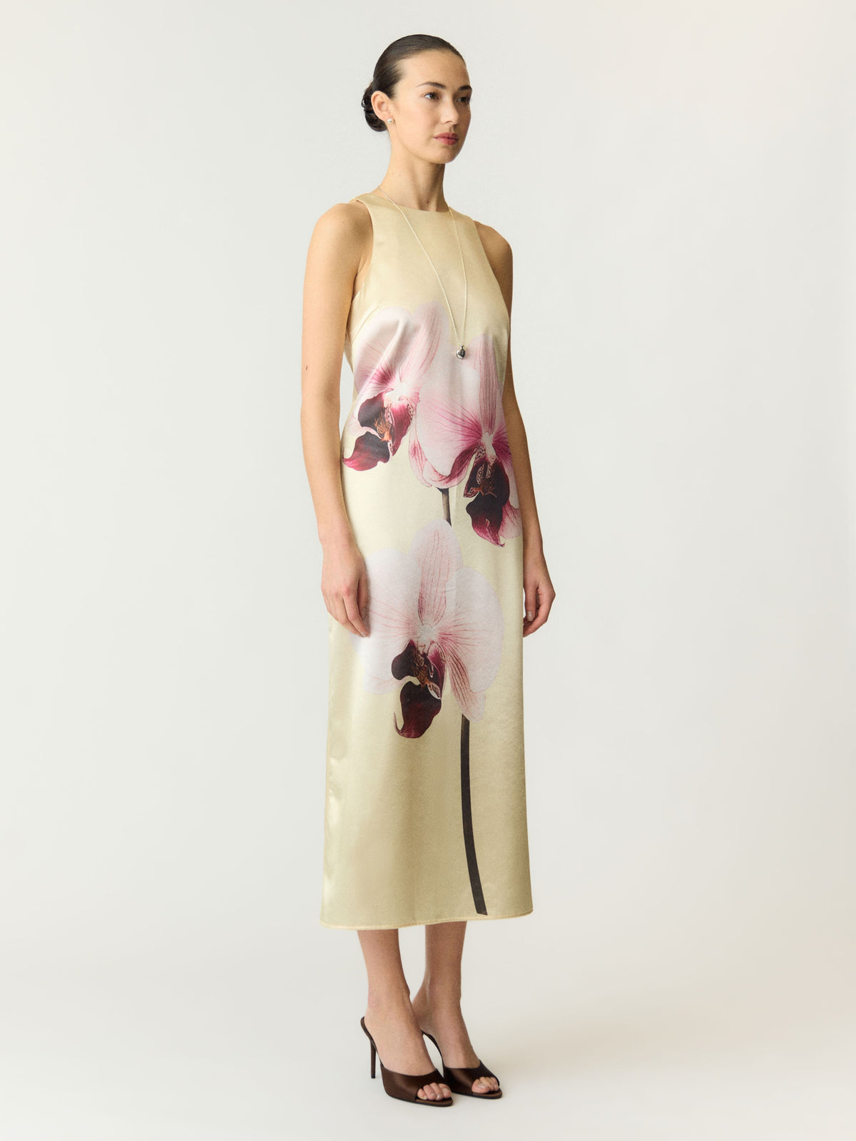 YASORCHIDA SATING LONG DRESS ANISE FLOWER-Mekko