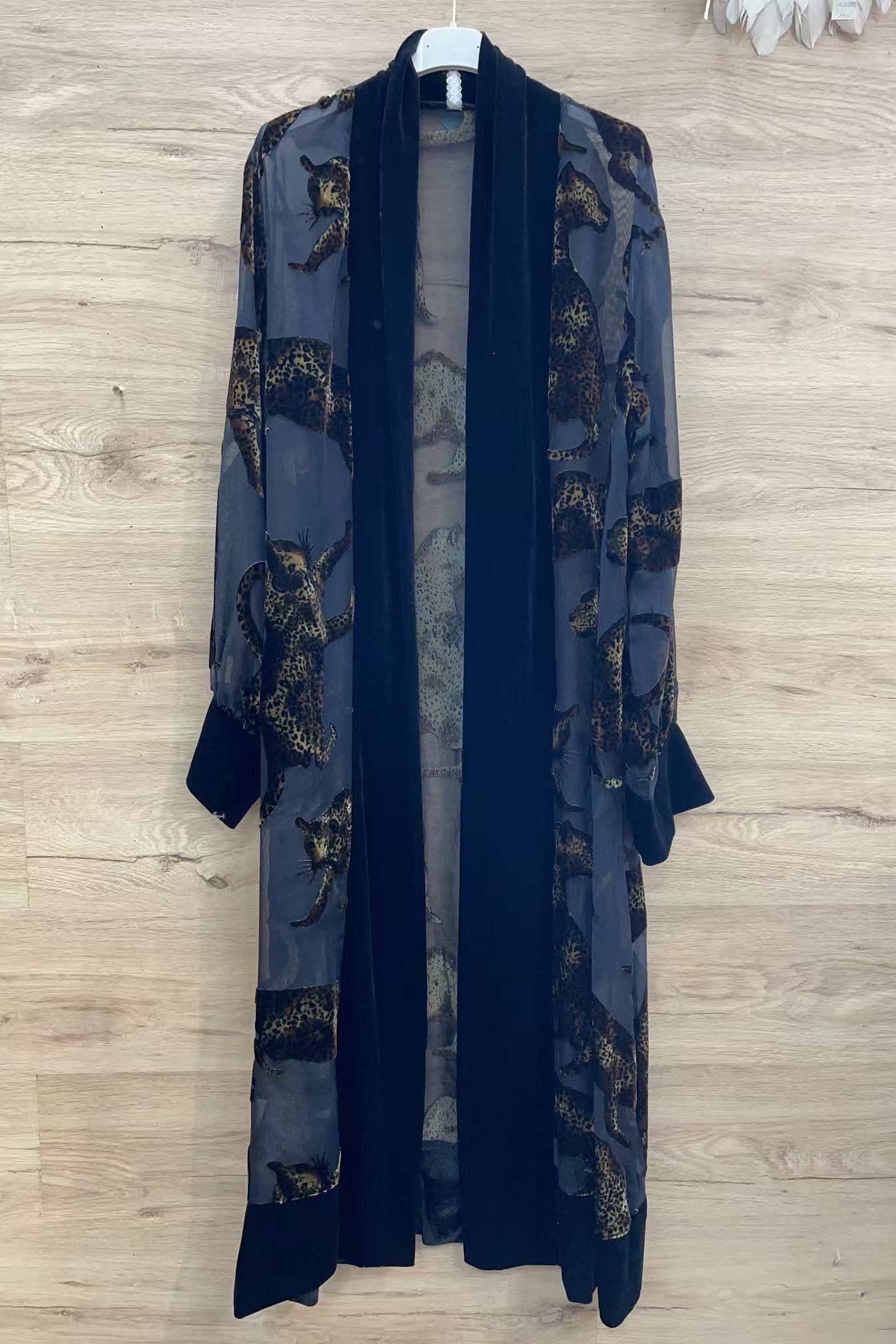 SWEET MAGIC MODA LONG VELVET KIMONO Kimono