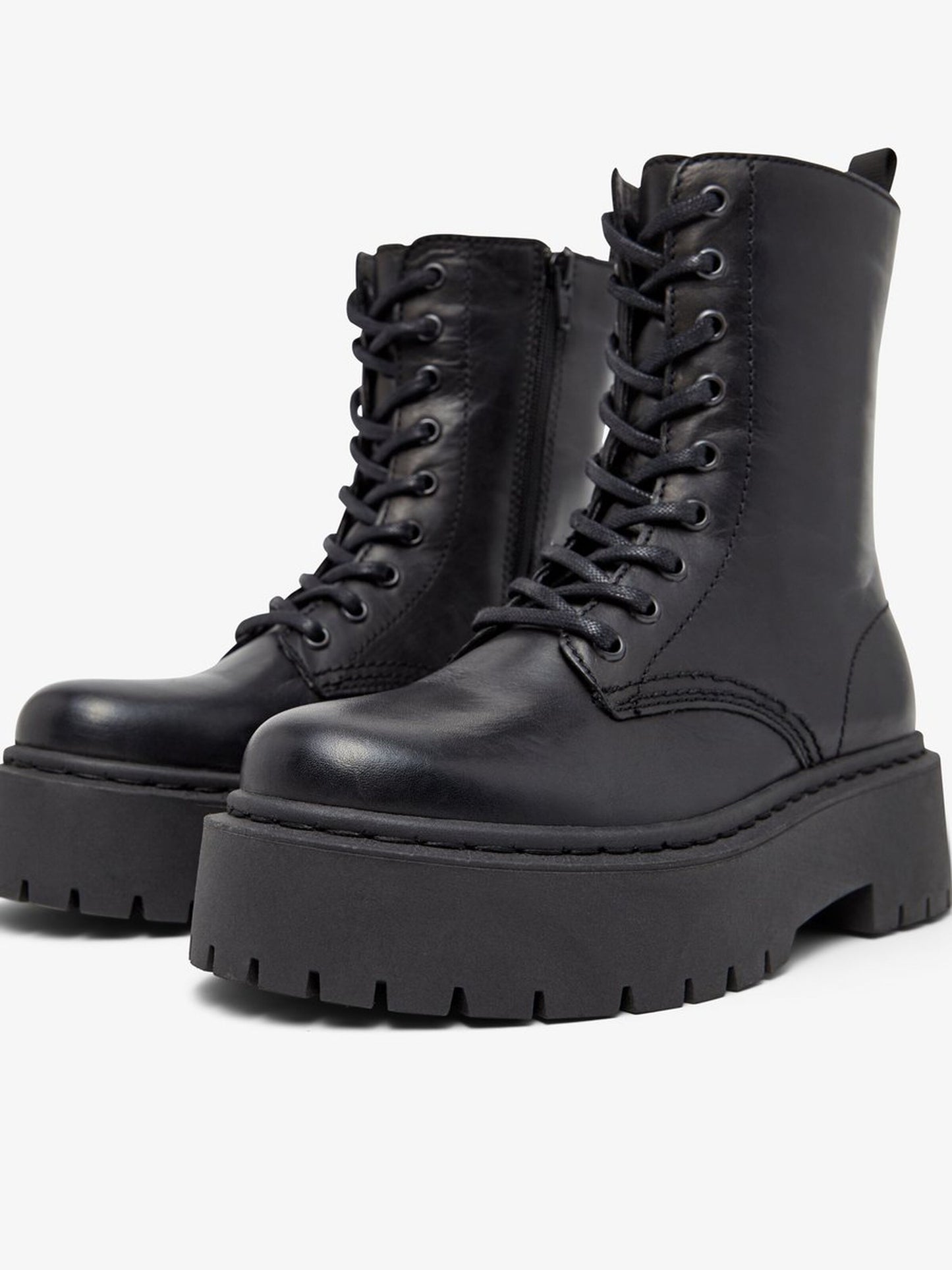 BIADEB LACED UP BOOT Maiharit