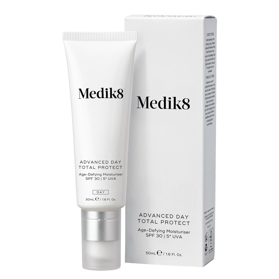 Medik8 Advanced Day Total Protect SFP 30 Aurinkosuojan sisältävä päivävoide 50 ml