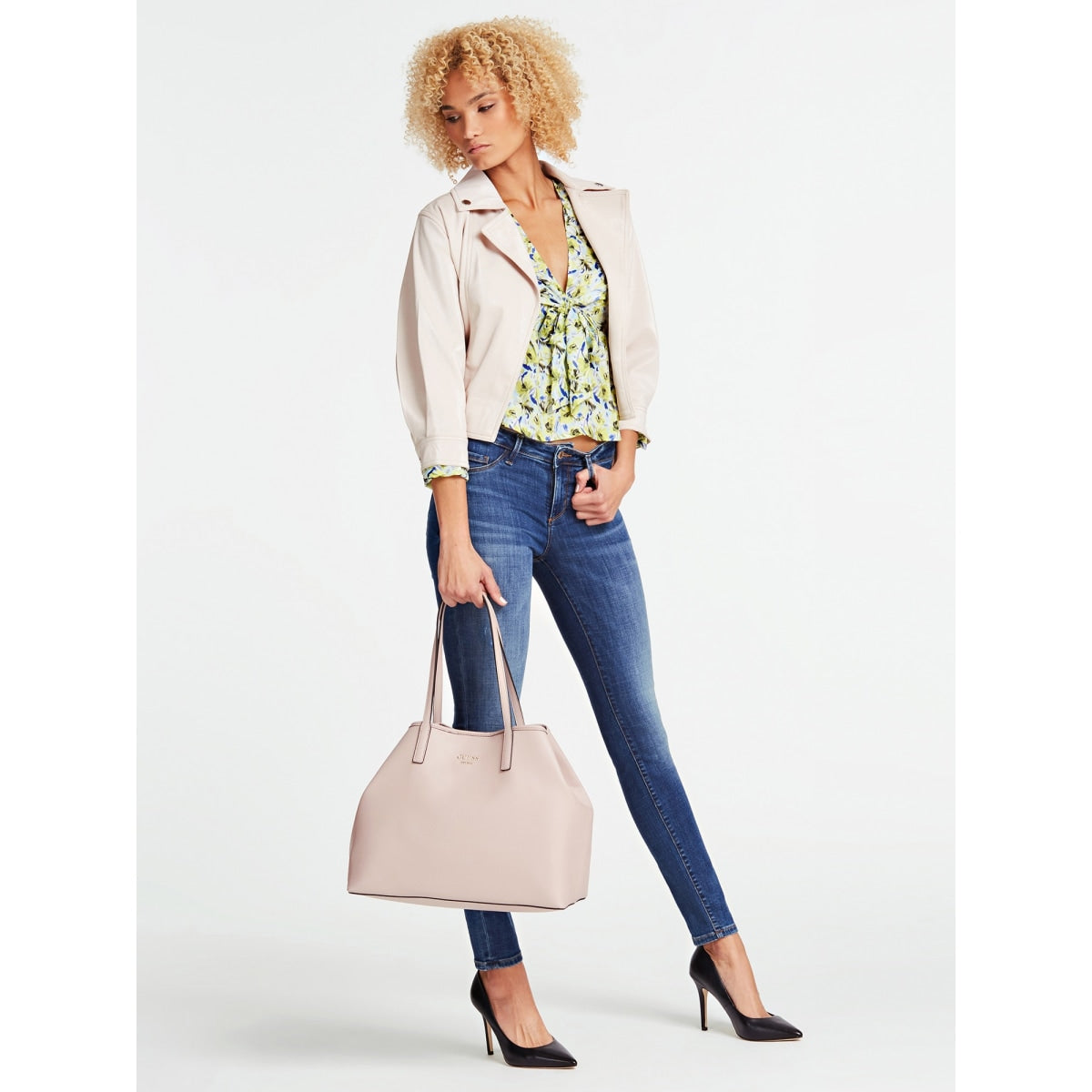 GUESS VIKKY LARGE TOTE Laukku