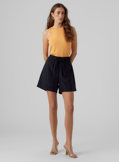 VMCARMEN HR LOOSE SHORTS NOOS Shortsit